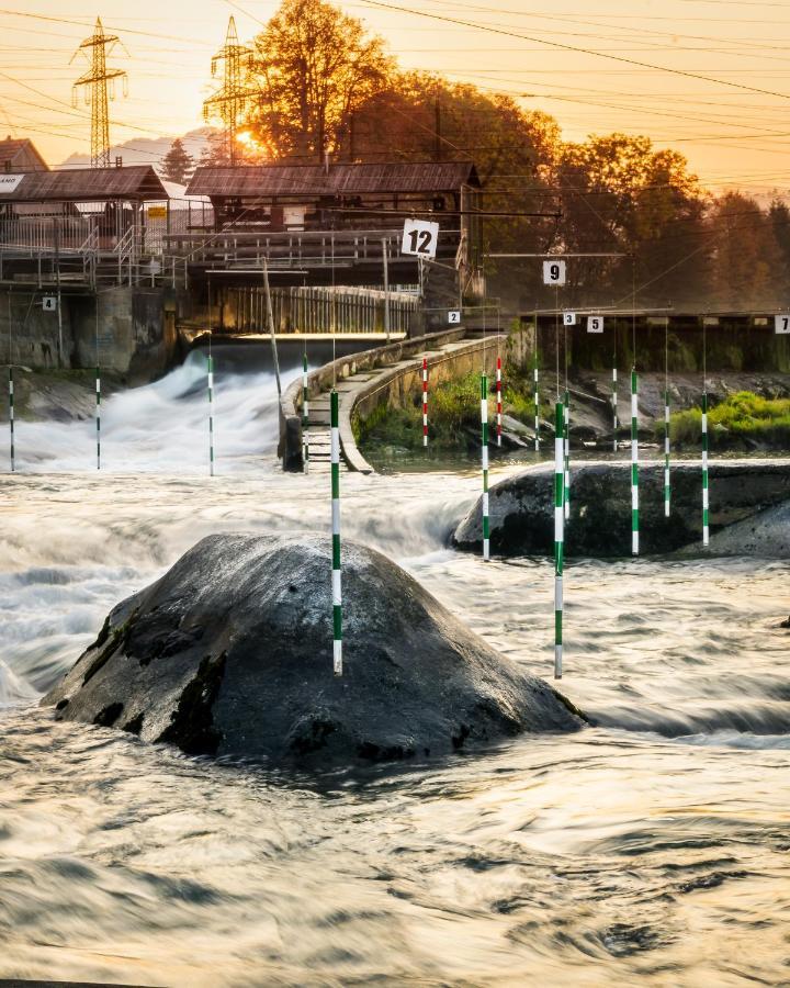 Pearl Of Sava Wild Waters Villa Ljubljana Buitenkant foto